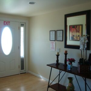 new-horizon-board-and-care-iv-front-entrance.jpg