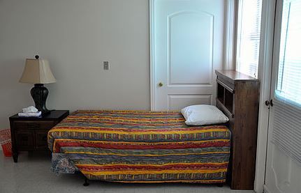 new-horizon-lodge-inc-5-shared-room.jpg