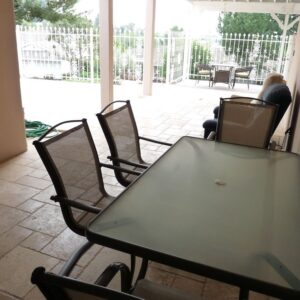 nohl-ranch-elderly-care-iii-patio-2.jpg