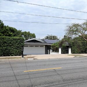 nothing-hills-guest-home-llc-1-front-view.jpg