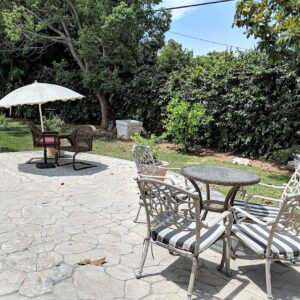 nothing-hills-guest-home-llc-6-patio.jpg