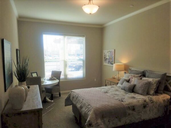 oakmont-of-orange-1-apartment-4.jpg