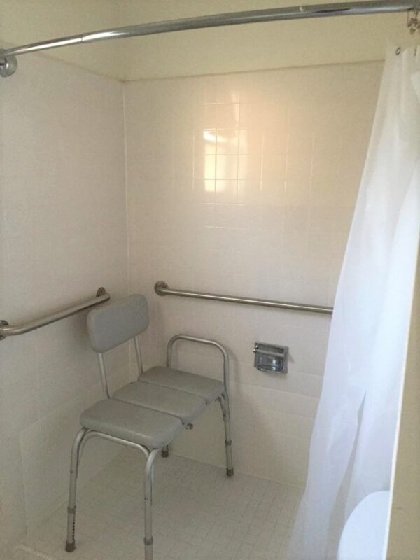 oc-villas-linda-vista-5-walk-in-shower.jpg
