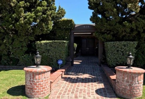 olive-tree-home-care-1-front-walkway.jpg
