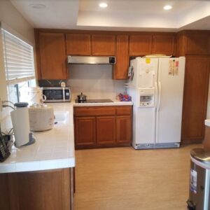 orange-hills-care-home-5-kitchen.jpg