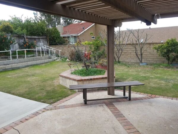 orange-hills-care-home-patio-2.jpg