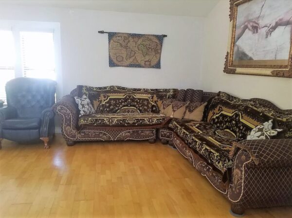 pacific-breeze-home-i-3-living-room.jpg