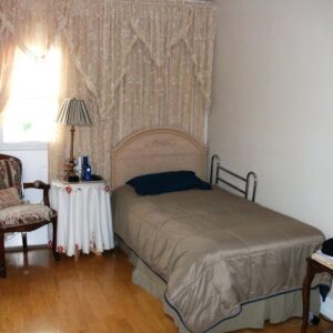pacific-breeze-home-i-private-room.jpg