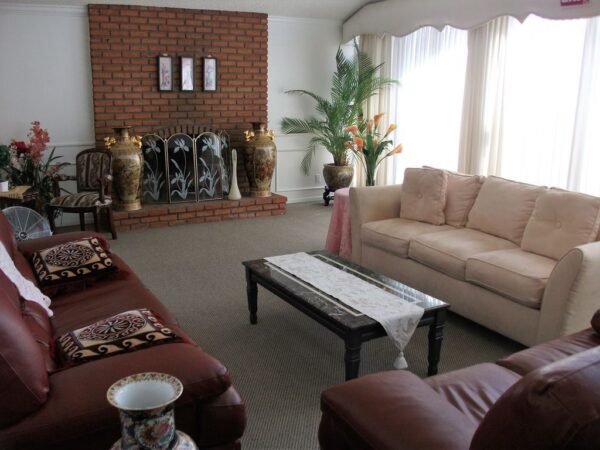pacific-breeze-home-ii-3-living-room-2.jpg
