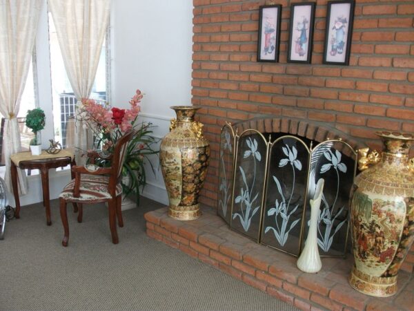 pacific-breeze-home-ii-fireplace.jpg