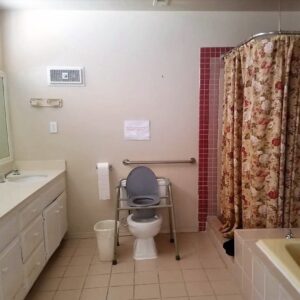 pacific-breeze-home-ii-restroom-2.jpg