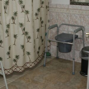 pacific-sun-senior-care-restroom.jpg