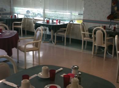 pacifica-royale-assisted-living-community-3-dining-room.jpg