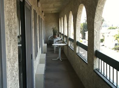 pacifica-royale-assisted-living-community-balcony.jpg
