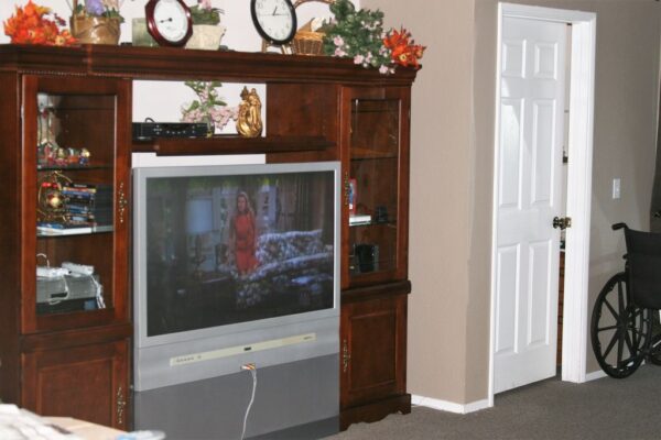 pacificare-home-living-room.jpg