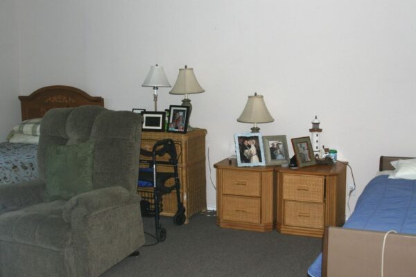 pacificare-home-shared-room.jpg