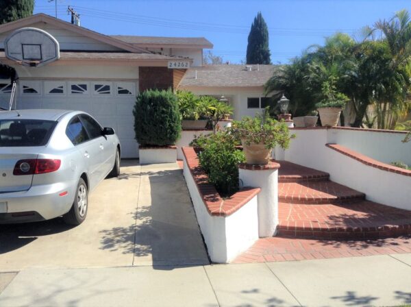 paradise-residential-senior-care-ii-1-front-view.jpg