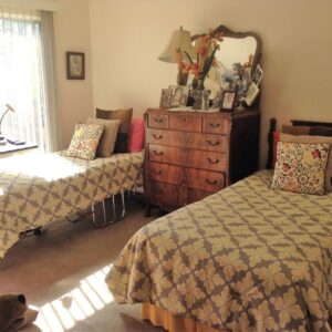 paradise-residential-senior-care-iv-5-shared-room.jpg
