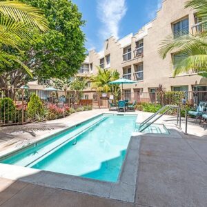 park-plaza-11-pool.jpg