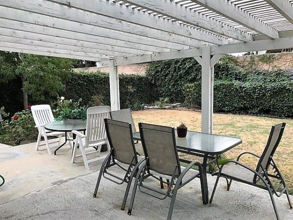 patchwork-quilt-guest-homes-ii-6-patio.jpg
