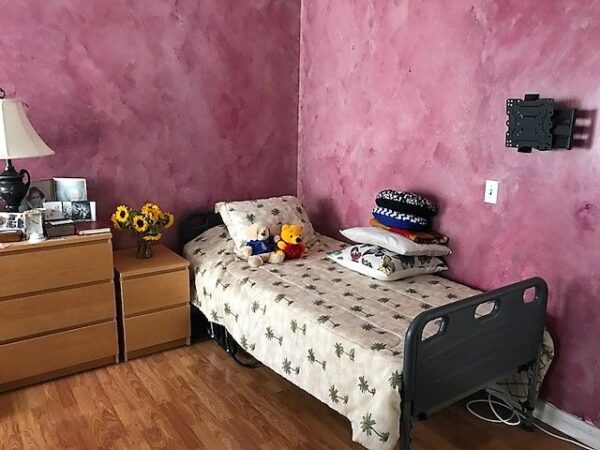 patchwork-quilt-guest-homes-ii-private-room-3.jpg