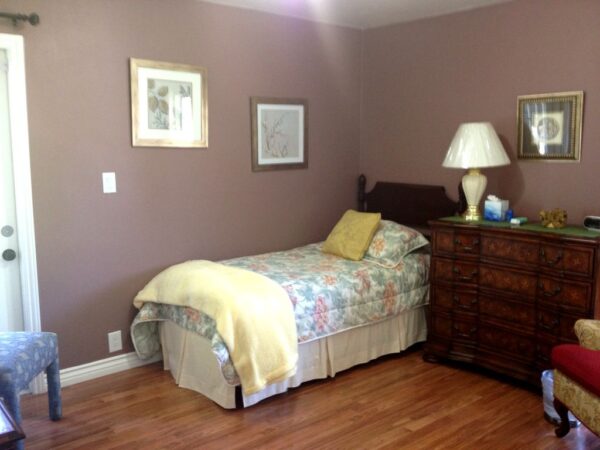 port-alicia-6-private-room-2.jpg