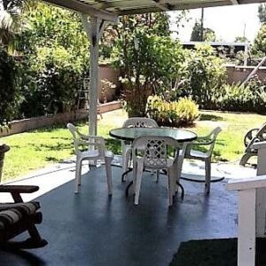 queen-mary-guest-home-i-back-yard.jpg