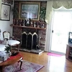 queen-mary-guest-home-i-living-room.jpg