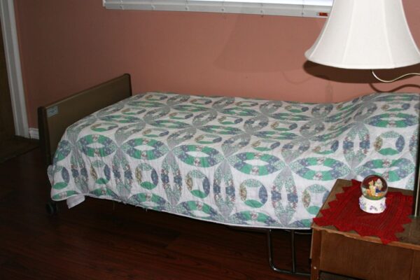 queen-mary-guest-home-ii-4-private-room.jpg