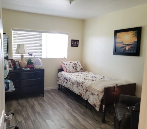 rainbow-cottage-i-4-private-room.jpg
