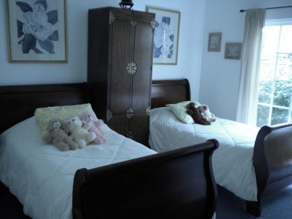 rainbow-cottage-ii-6-shared-room.jpg
