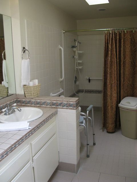 rosehaven-iii-care-home-restroom.jpg