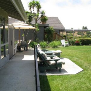 rosehaven-iii-care-home-yard-3.jpg