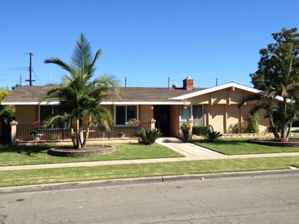 royal-care-family-homes-1-front-view.jpg