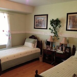 royal-care-family-homes-5-shared-room.jpg