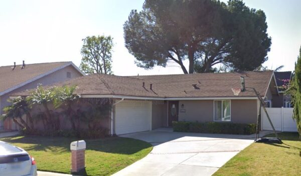 royal-care-residence-1-1-street-view.jpg