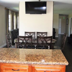 royal-manor-care-home-dining-area.jpg