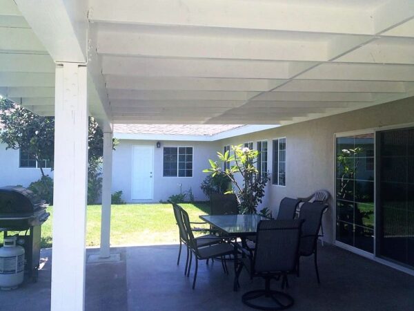 royal-manor-care-home-patio.jpg