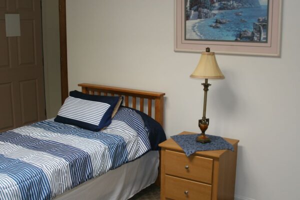royal-senior-living-4-private-room.jpg