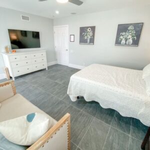 sacred-heart-senior-care-4-private-room.jpg