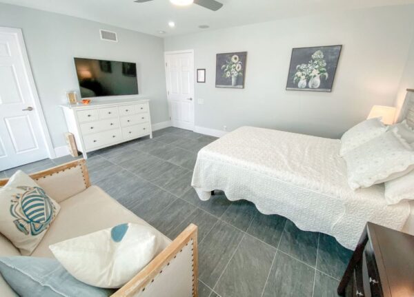 sacred-heart-senior-care-4-private-room.jpg