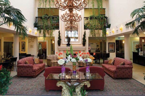 san-clemente-villas-by-the-sea-3-lobby.jpg