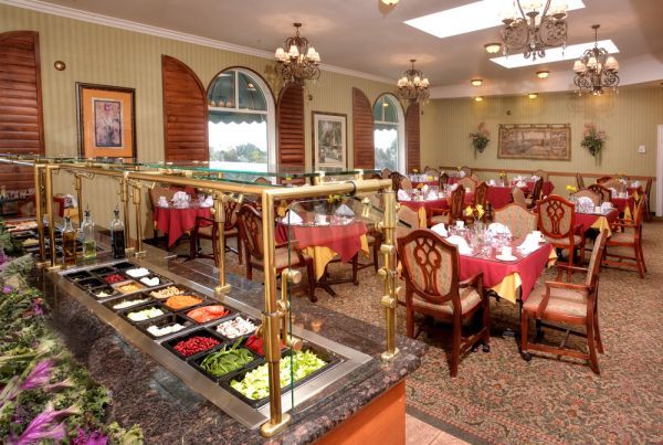 san-clemente-villas-by-the-sea-5-buffet.jpg