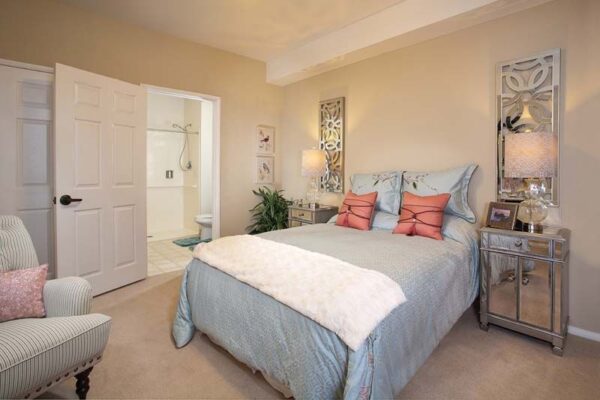 san-clemente-villas-by-the-sea-bedroom.jpg