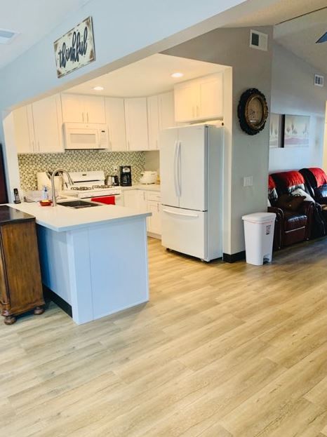 sandy-creek-care-home-ii-7-kitchen.jpg