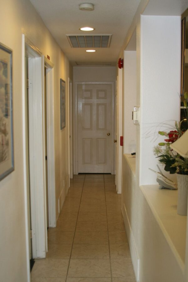 santa-mariana-care-hallway.jpg