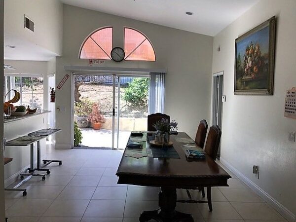 seaview-care-home-ii-dining-room-2.jpg