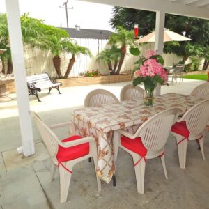 select-senior-care-ii-6-patio.jpg