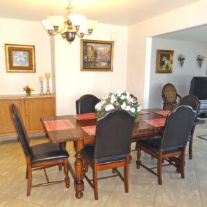 select-senior-care-iii-4-dining-room.jpg