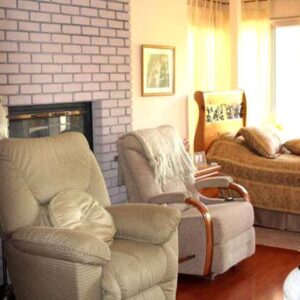 select-senior-care-iv-llc-5-private-room.jpg
